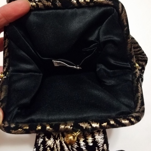 Vintage 1970s 80s Genie Slouchy Metallic Gold & Black Animal Print Mini Hobo Bag - Picture 3 of 5